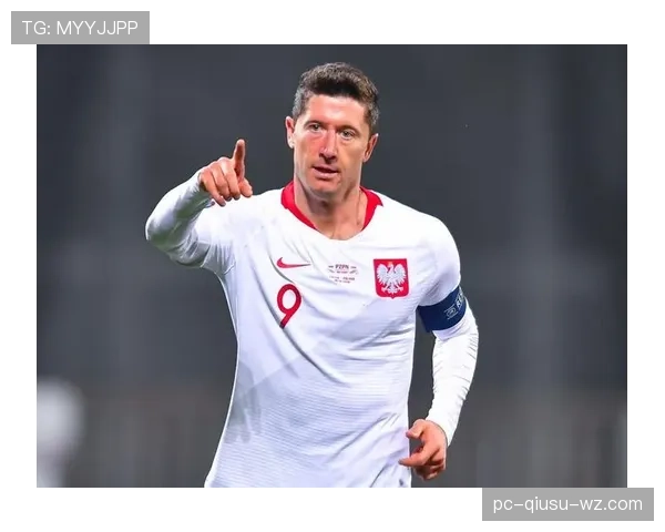 凯恩与莱万：体系驱动下单点终结依赖的分化逻辑